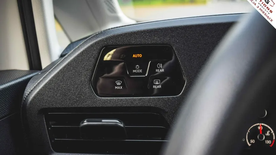 VOLKSWAGEN Caddy -