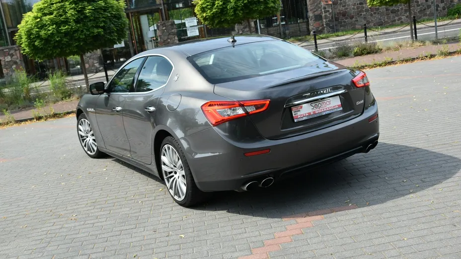 MASERATI Ghibli -