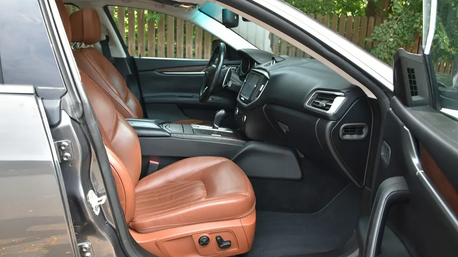 MASERATI Ghibli -
