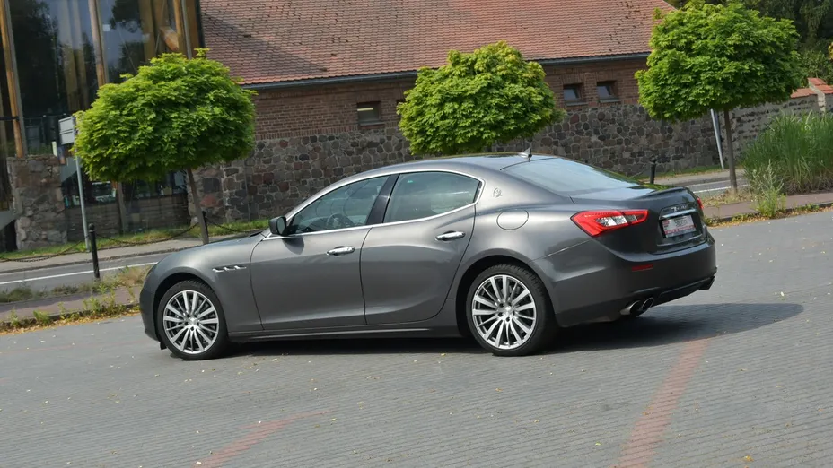 MASERATI Ghibli -