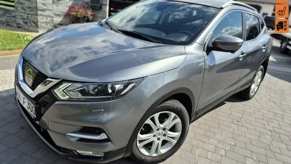 NISSAN Qashqai -