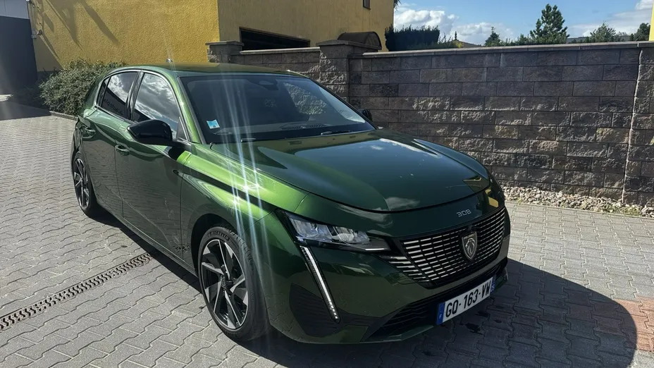 PEUGEOT 308 -
