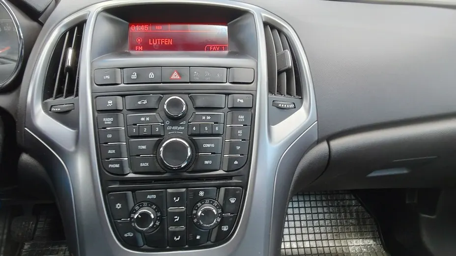 OPEL Astra -