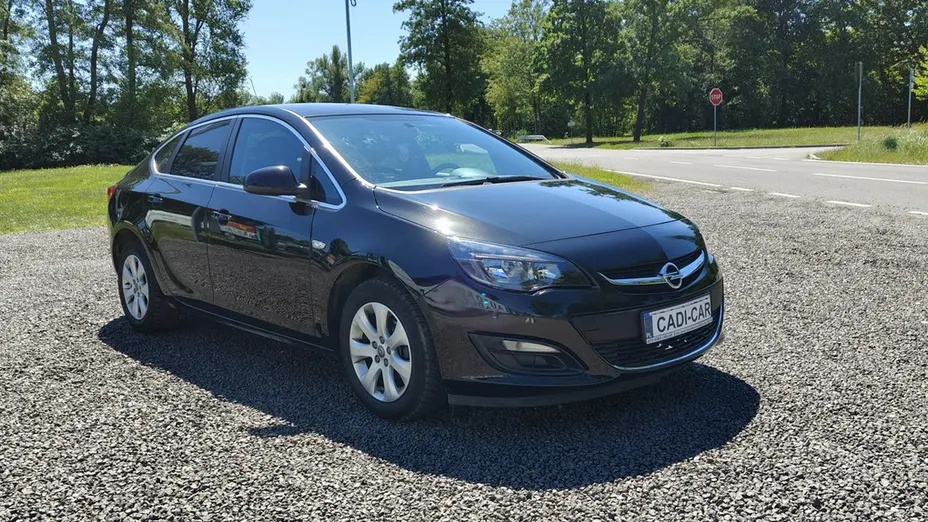 OPEL Astra -