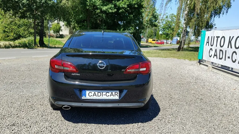 OPEL Astra -