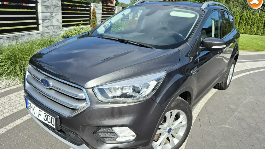 FORD Kuga -