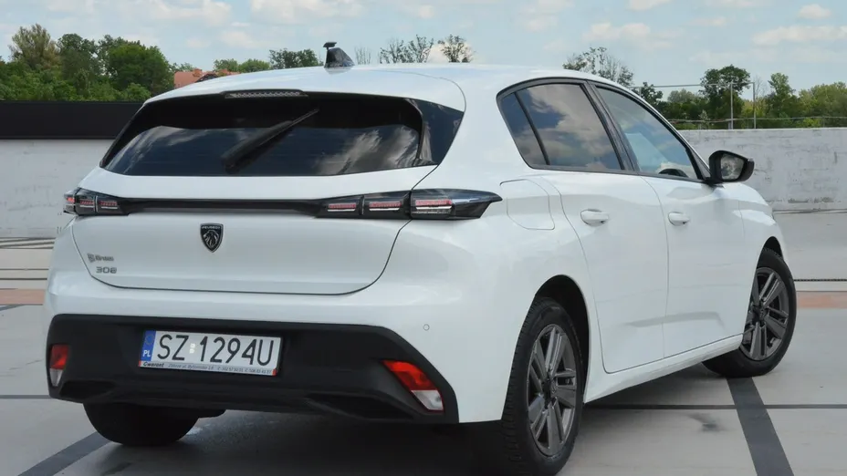 PEUGEOT 308 -
