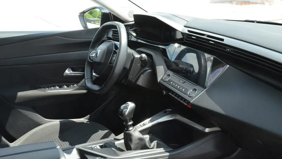PEUGEOT 308 -