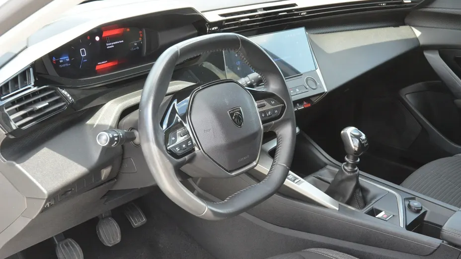 PEUGEOT 308 -