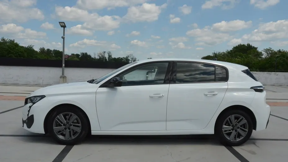 PEUGEOT 308 -