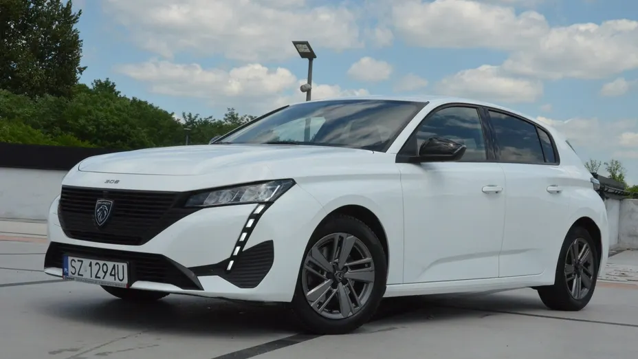 PEUGEOT 308 -