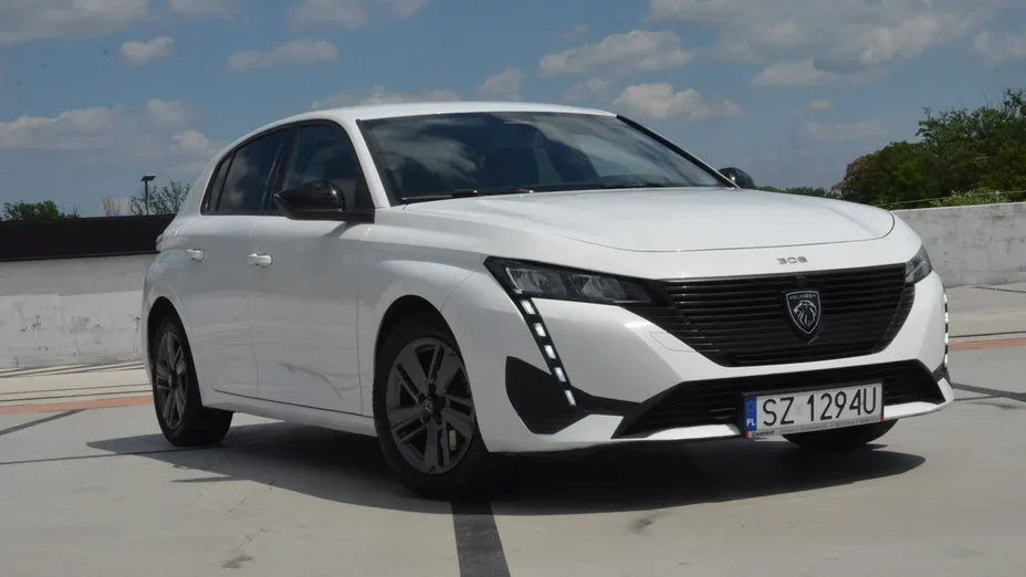 PEUGEOT 308 -