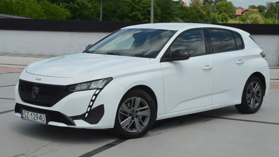 PEUGEOT 308 -