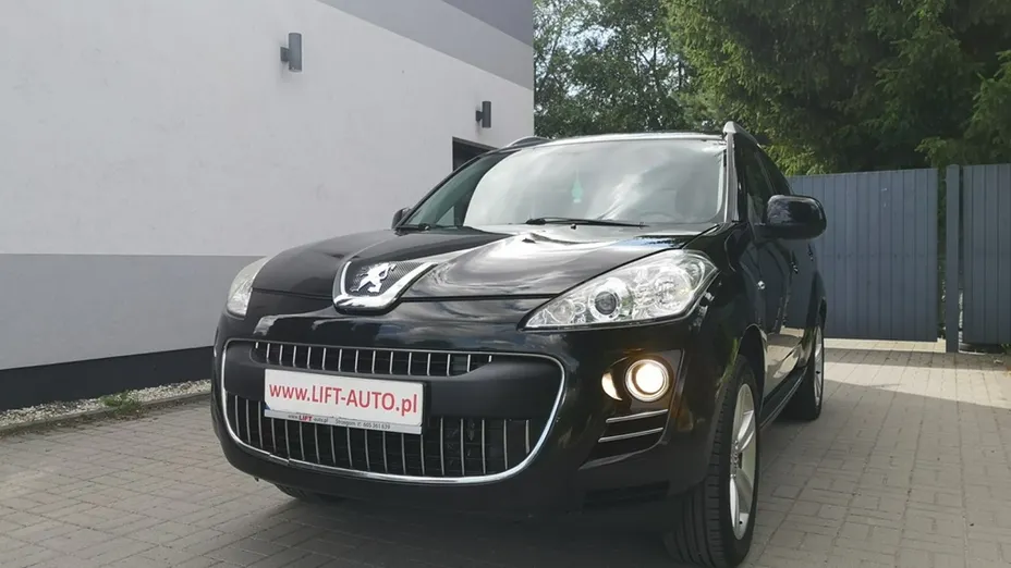 PEUGEOT 4007 -