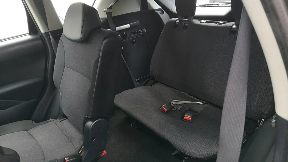 PEUGEOT 4007 -