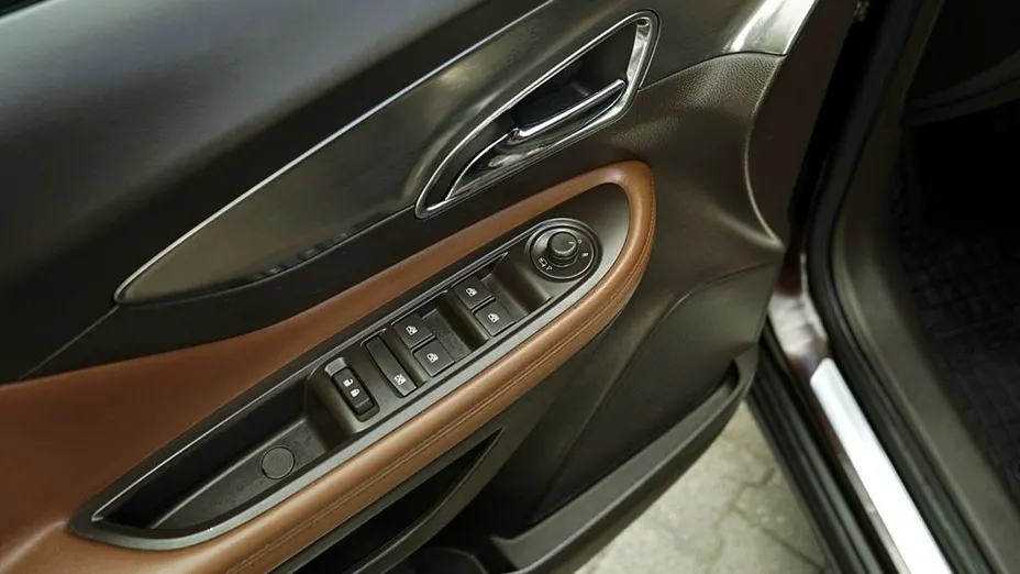 OPEL Mokka -