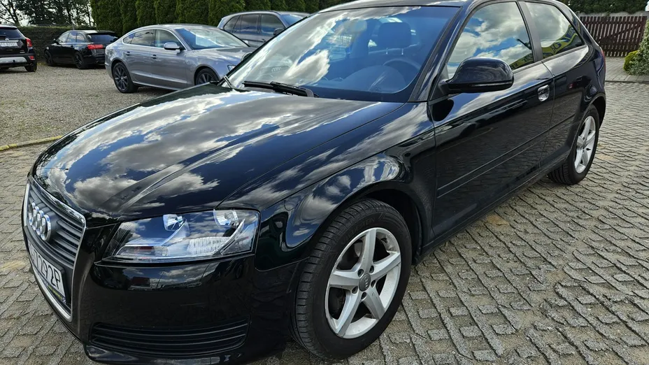 AUDI A3 -