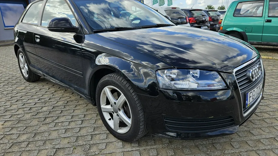 AUDI A3 -