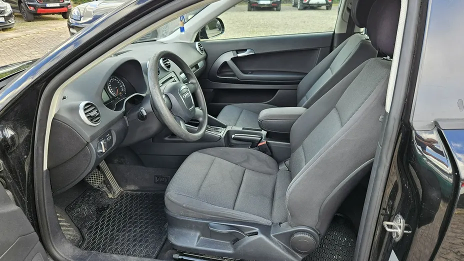 AUDI A3 -