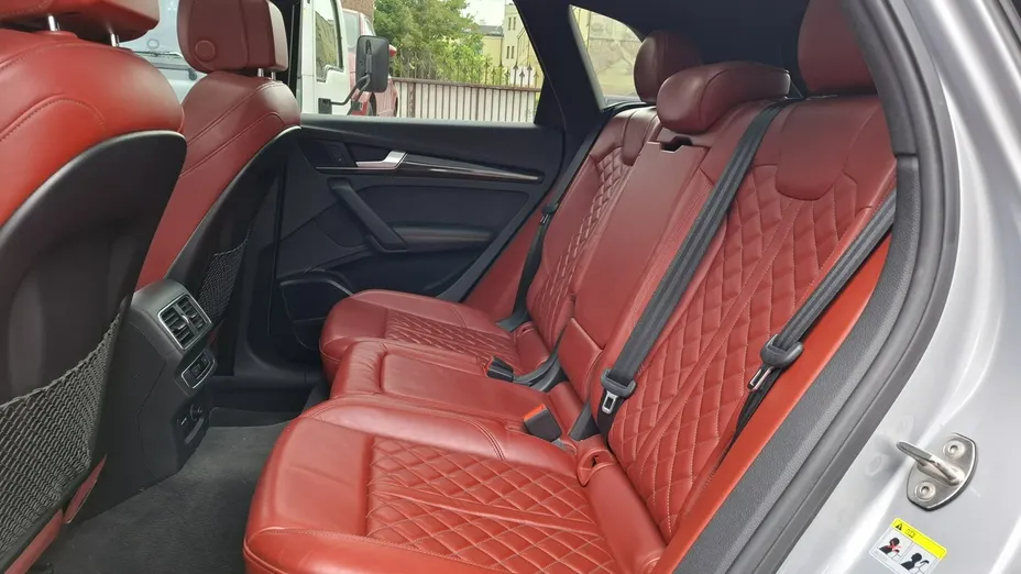 AUDI SQ5 -
