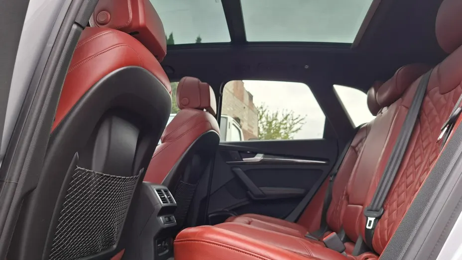AUDI SQ5 -