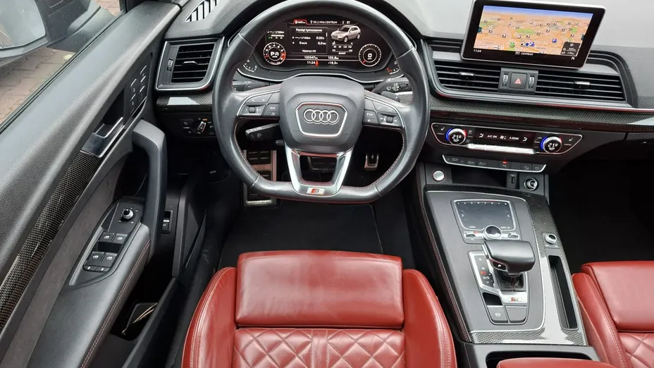 AUDI SQ5 -