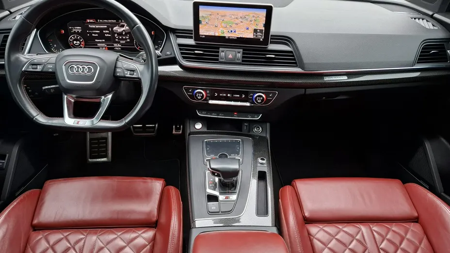 AUDI SQ5 -