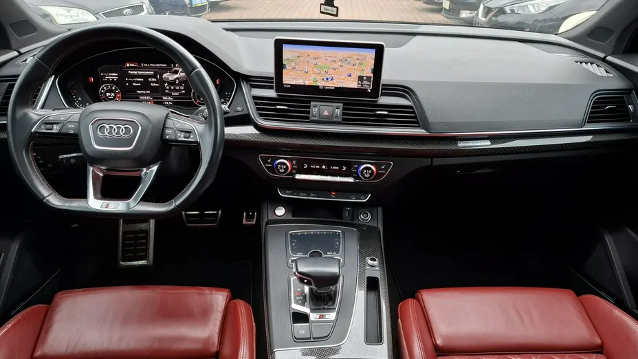 AUDI SQ5 -