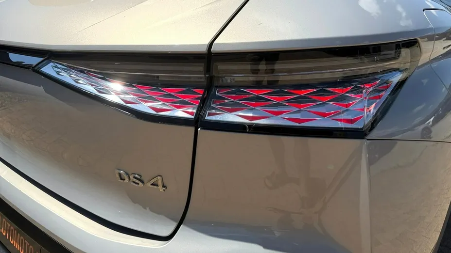 DS DS4 -