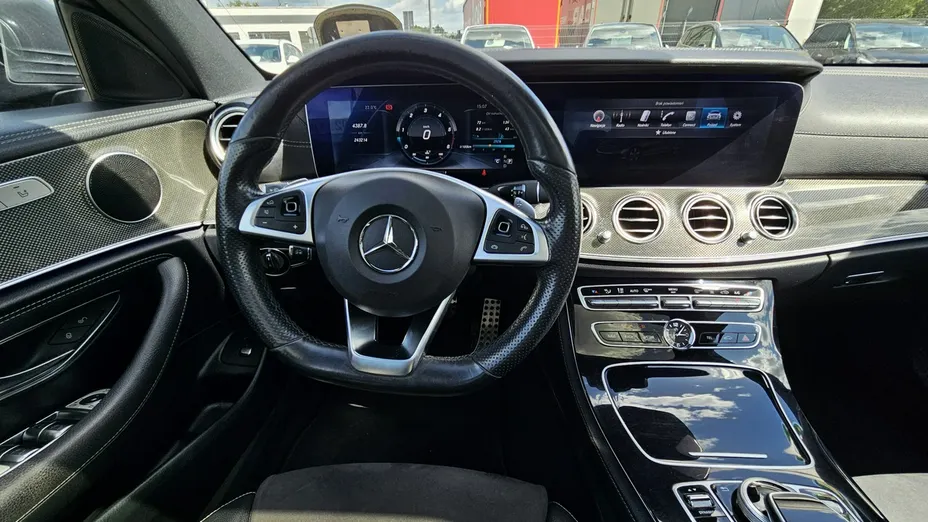 MERCEDES-BENZ E Klasa -