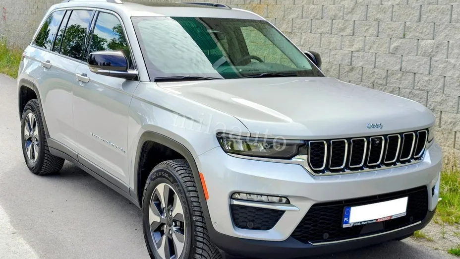 JEEP Grand Cherokee -