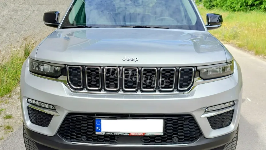 JEEP Grand Cherokee -