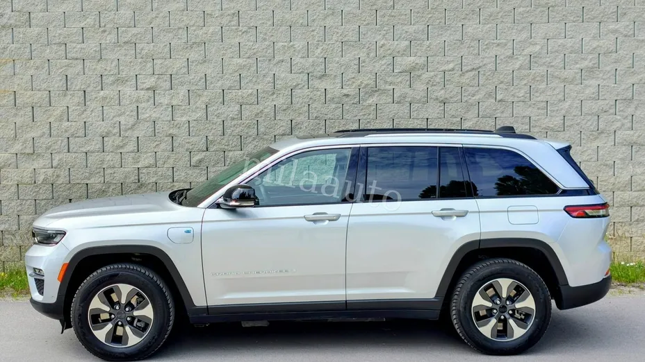 JEEP Grand Cherokee -
