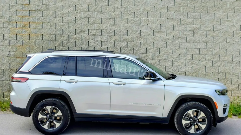 JEEP Grand Cherokee -