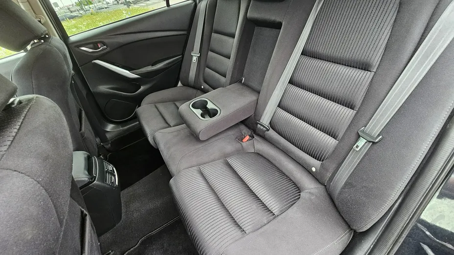 MAZDA 6 -
