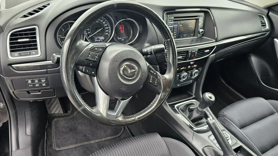 MAZDA 6 -