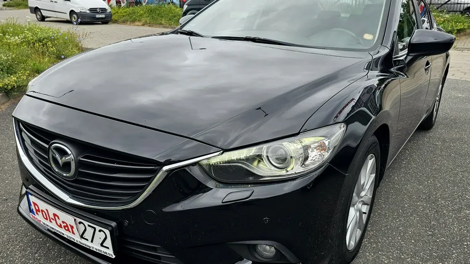 MAZDA 6 -