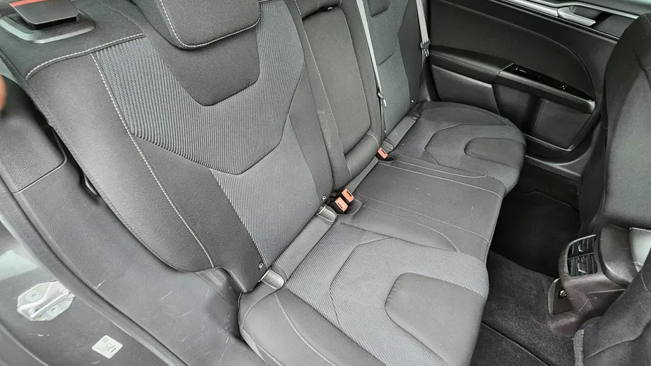 FORD Mondeo -