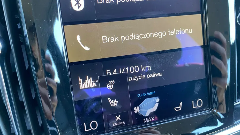 VOLVO S90 -