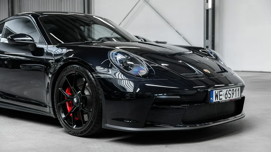 PORSCHE 911 -