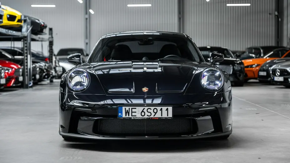 PORSCHE 911 -