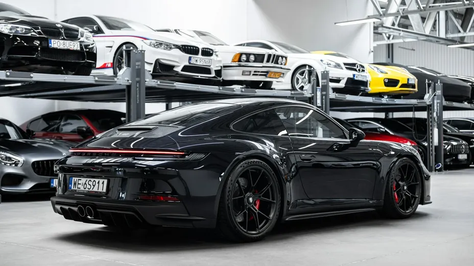 PORSCHE 911 -