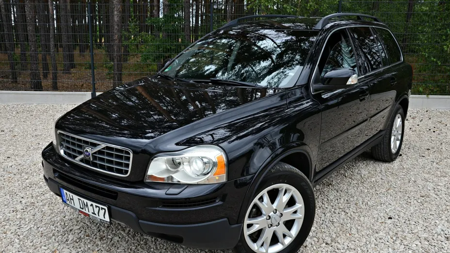 VOLVO XC90 -