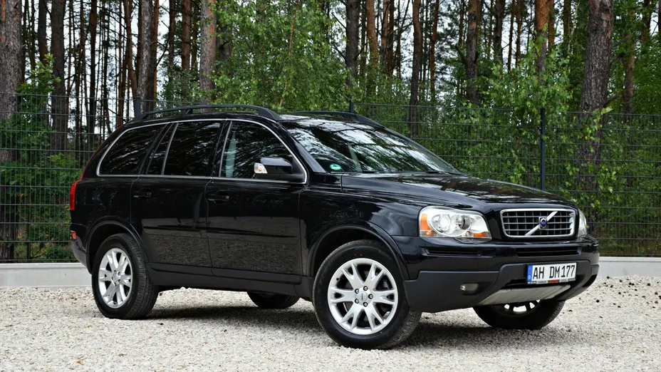 VOLVO XC90 -