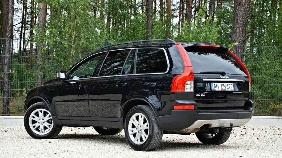 VOLVO XC90 -