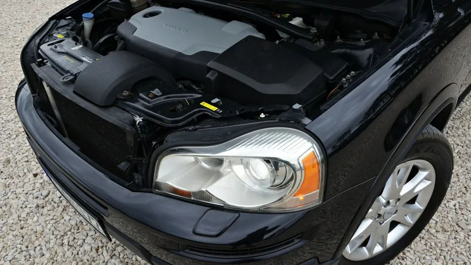 VOLVO XC90 -