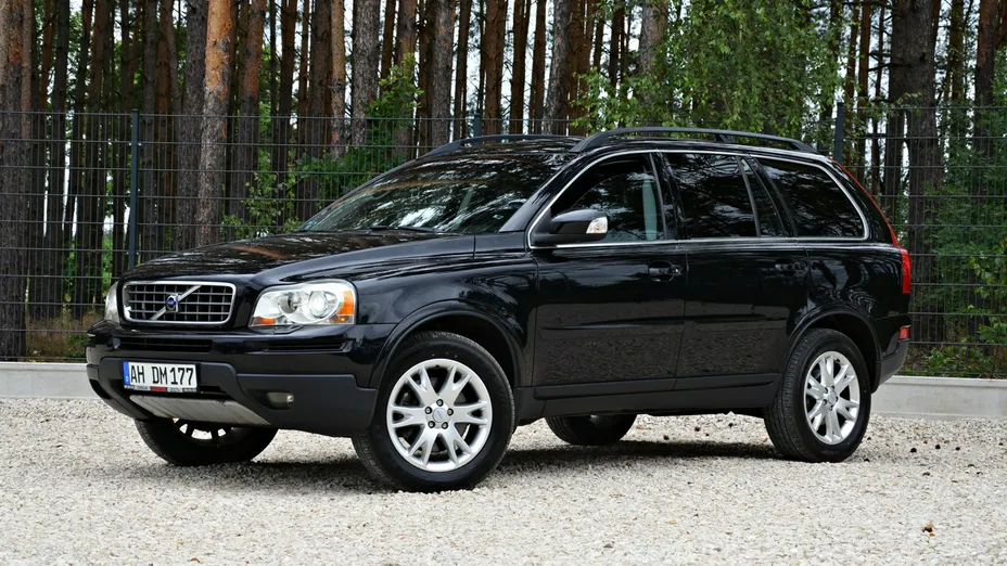 VOLVO XC90 -