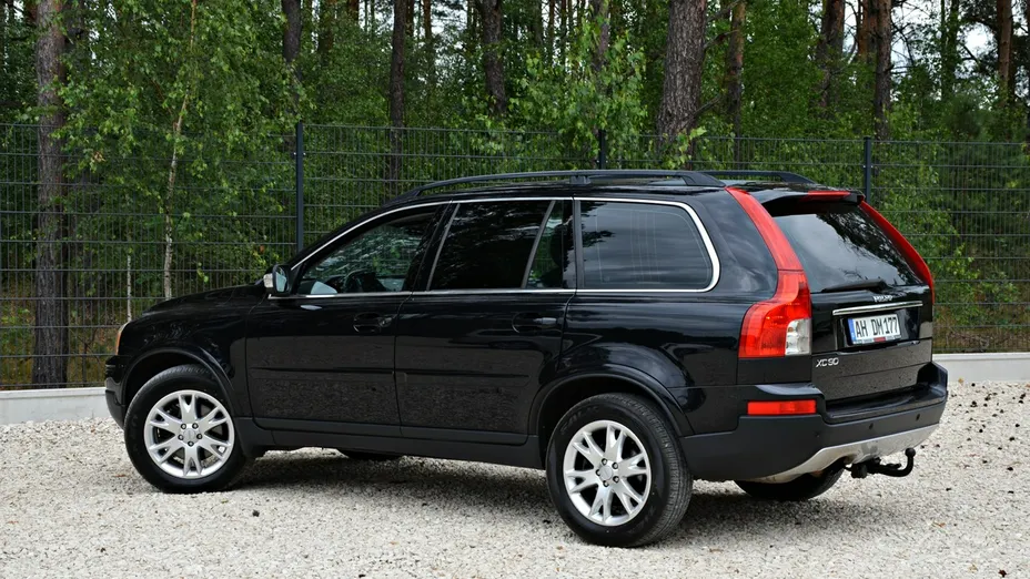 VOLVO XC90 -