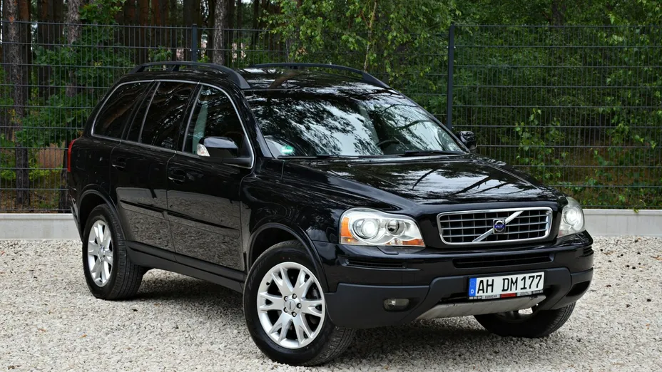 VOLVO XC90 -