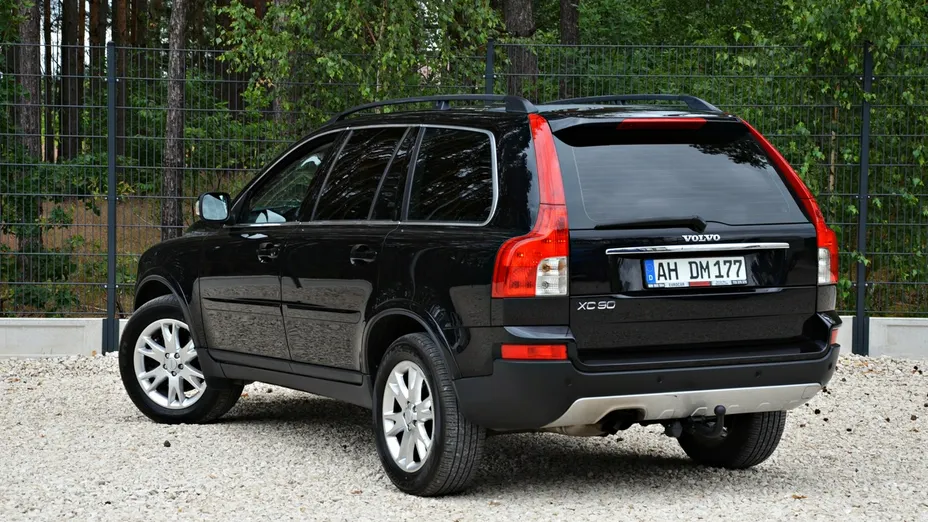 VOLVO XC90 -